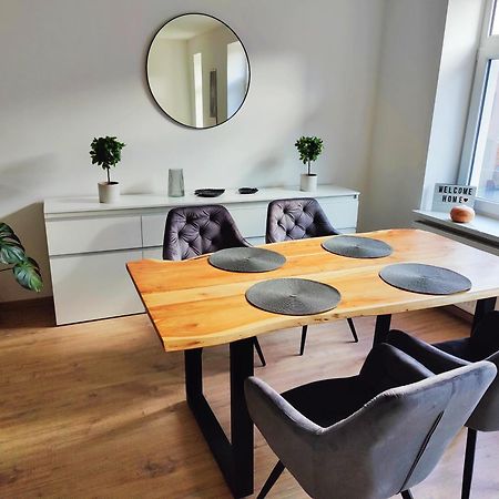 Neu Sanierte Wohnung Mit Balkon Und Stellplatz Erfurt Exterior photo