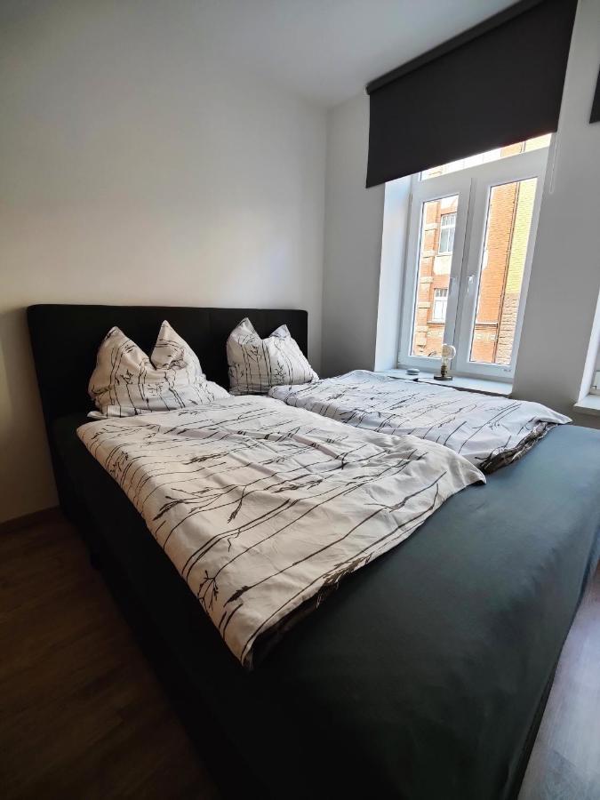 Neu Sanierte Wohnung Mit Balkon Und Stellplatz Erfurt Exterior photo